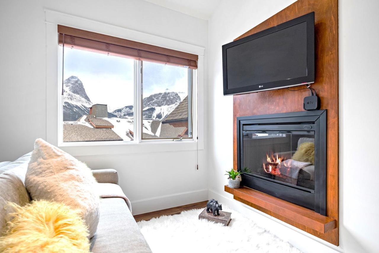 Penthouse At Solar A Resort And Spa Canmore Exterior foto